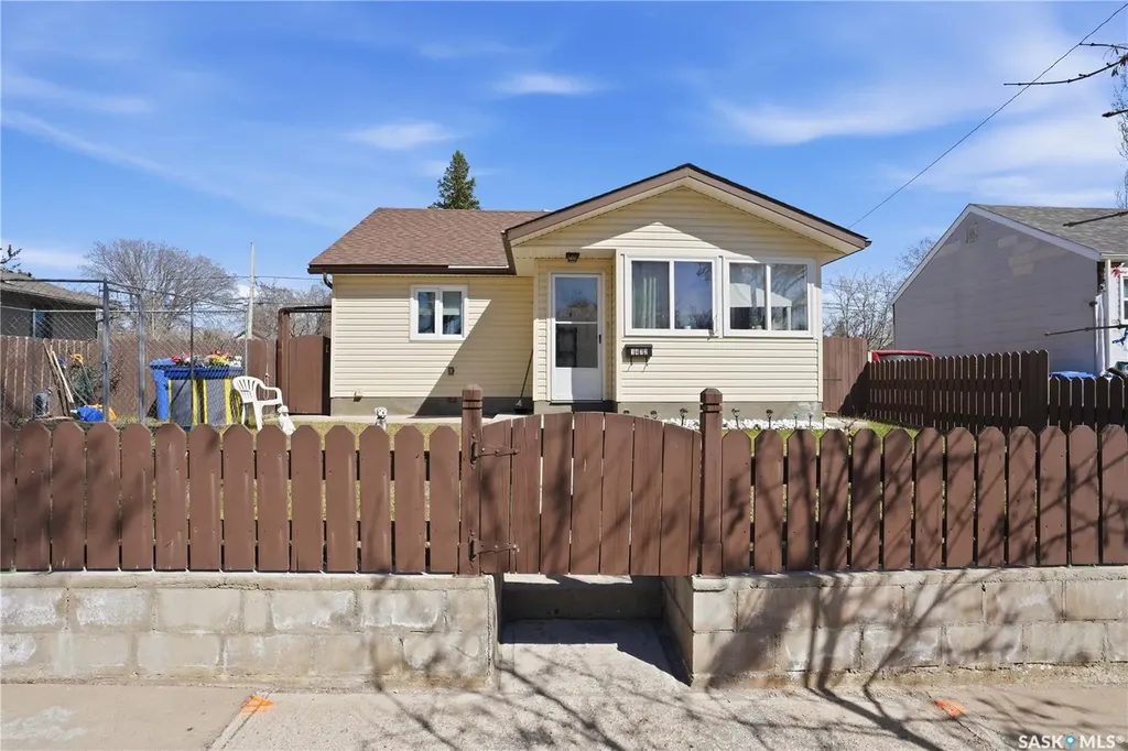 1472 103rd Street North Battleford SK S9A 1L3