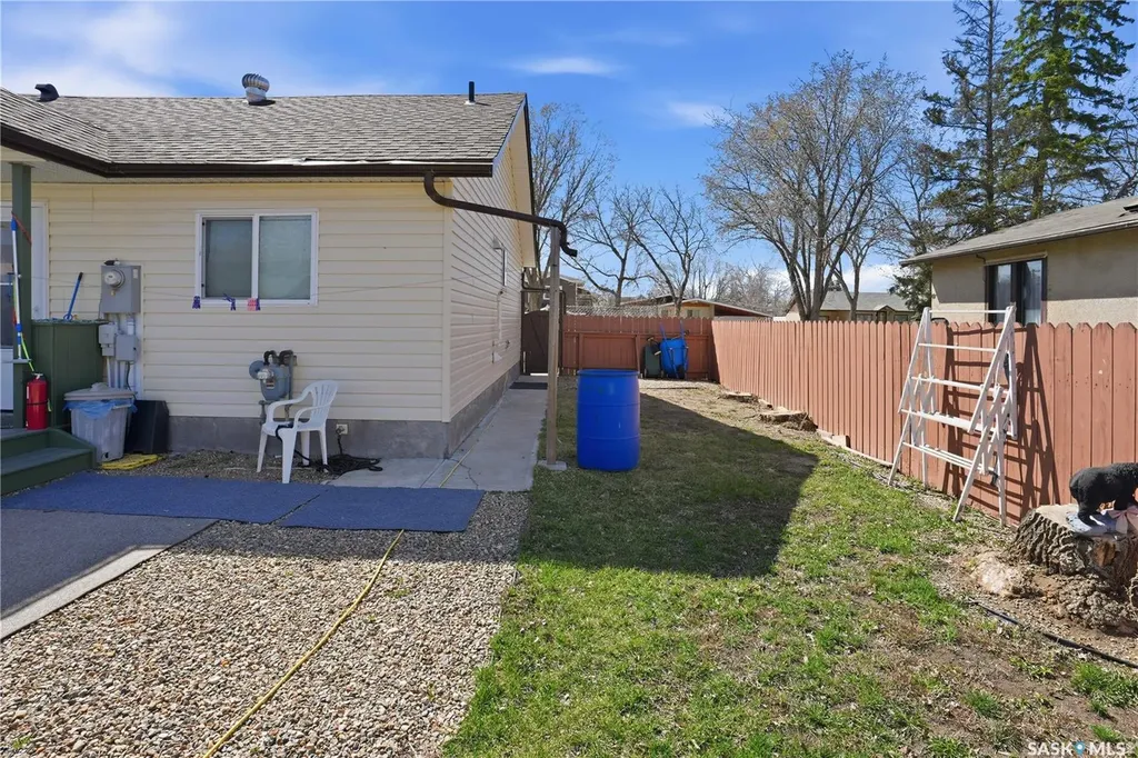 1472 103rd Street North Battleford SK S9A 1L3