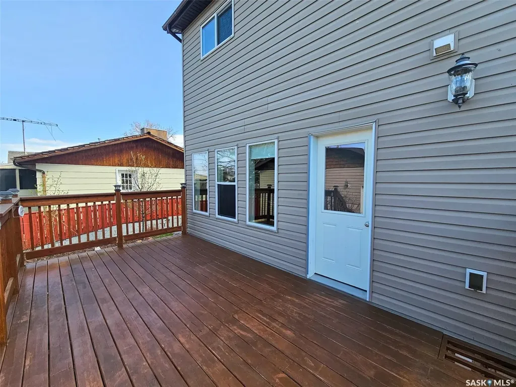 508 Thompson Street Herbert SK S0H 2A0