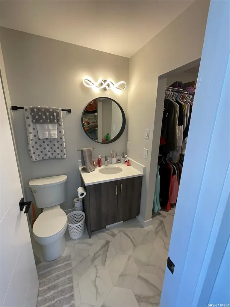 117 Westfield Road Saskatoon SK S7V 0T8