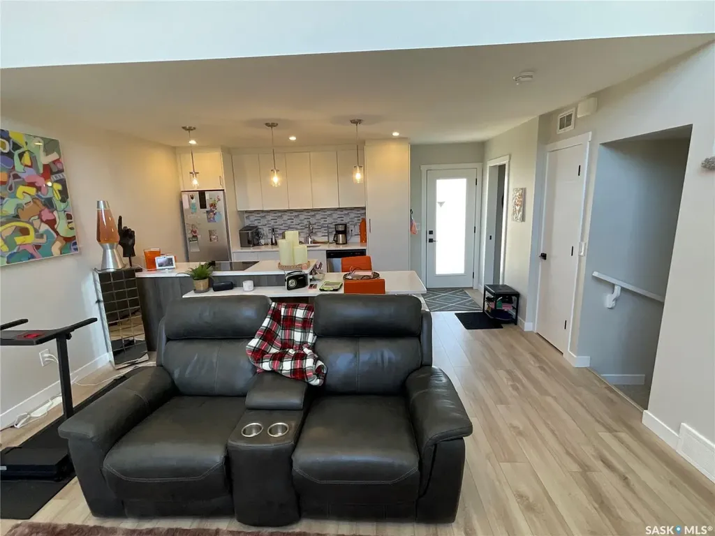 117 Westfield Road Saskatoon SK S7V 0T8