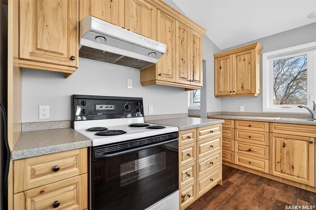 739 Tatanka Drive South Lake SK S0H 2X0