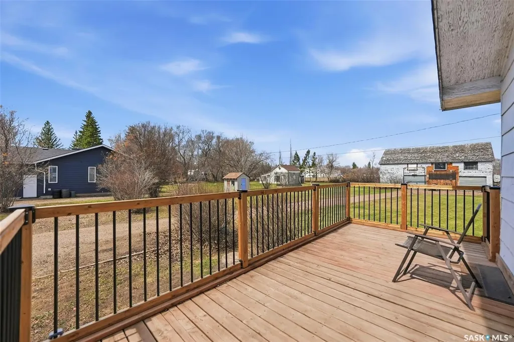 324 Norreys Street Drake SK S0K 1H0