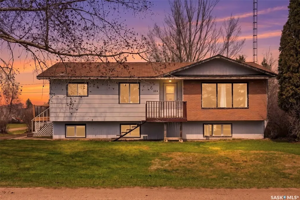 324 Norreys Street Drake SK S0K 1H0