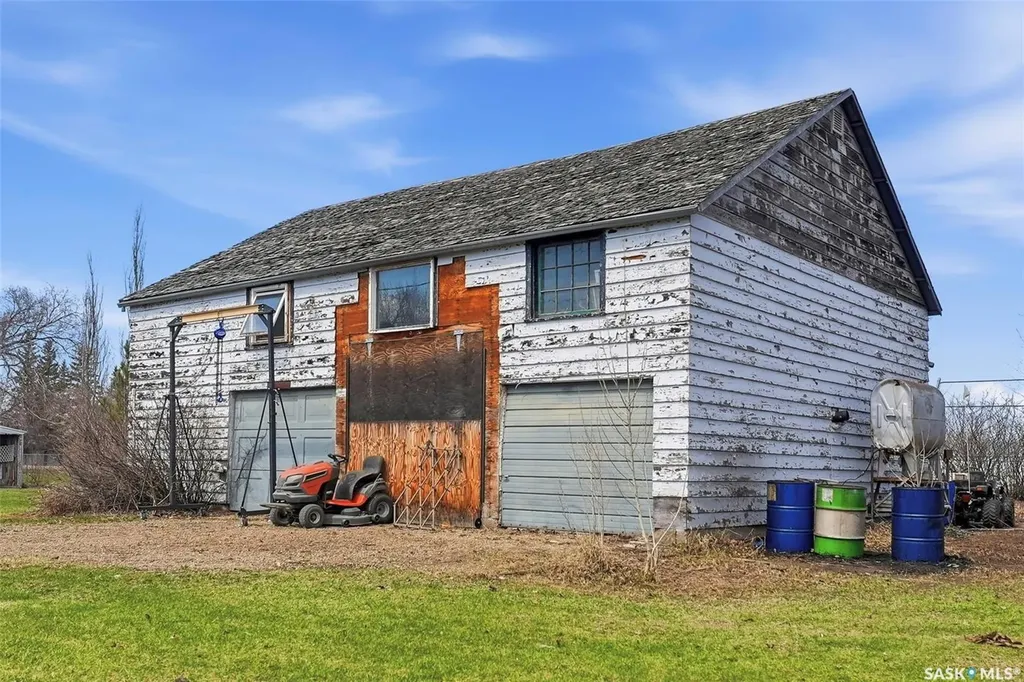 324 Norreys Street Drake SK S0K 1H0