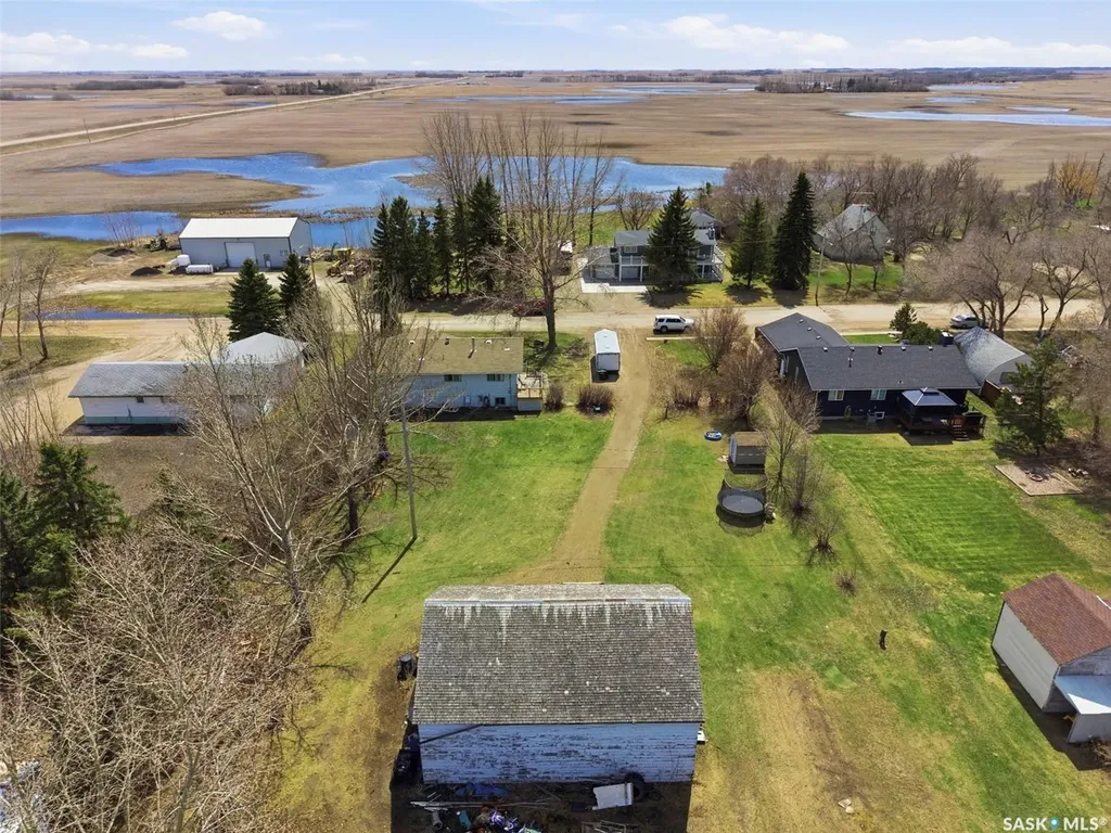 324 Norreys Street Drake SK S0K 1H0
