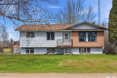324 Norreys Street Drake SK S0K 1H0