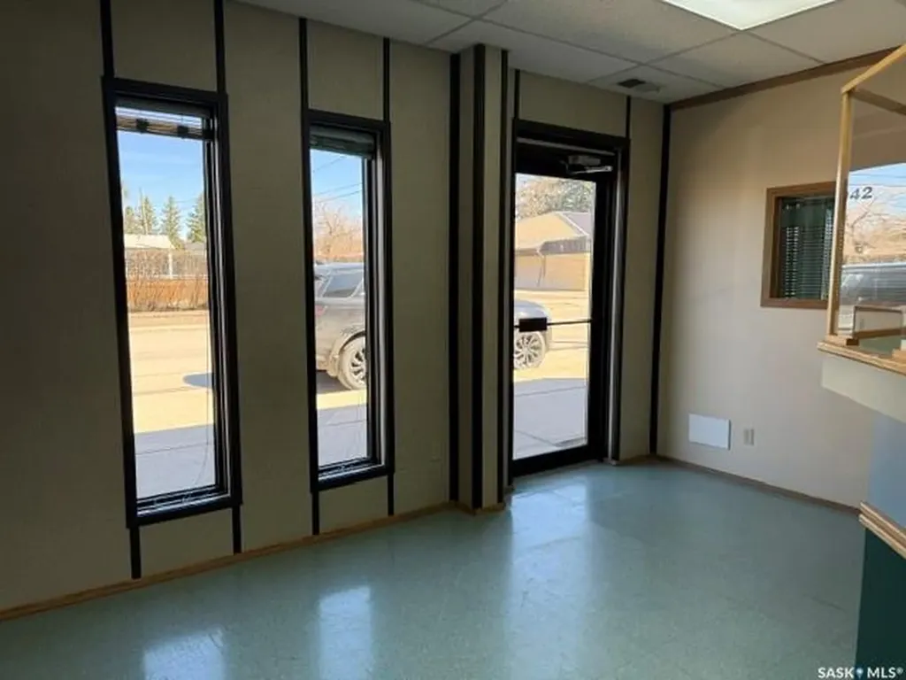 942 7th Avenue Humboldt SK S0K 2A0