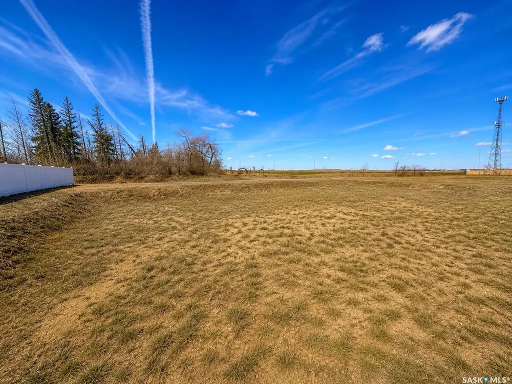 Tbd Chateau Crescent Pilot Butte SK S0G 3Z0