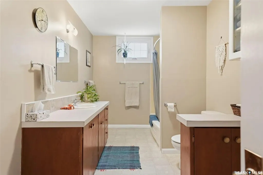 62 Antrim Street Lanigan SK S0K 2M0
