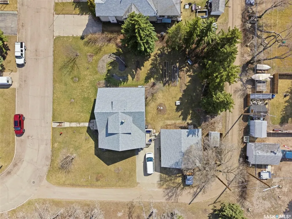 62 Antrim Street Lanigan SK S0K 2M0