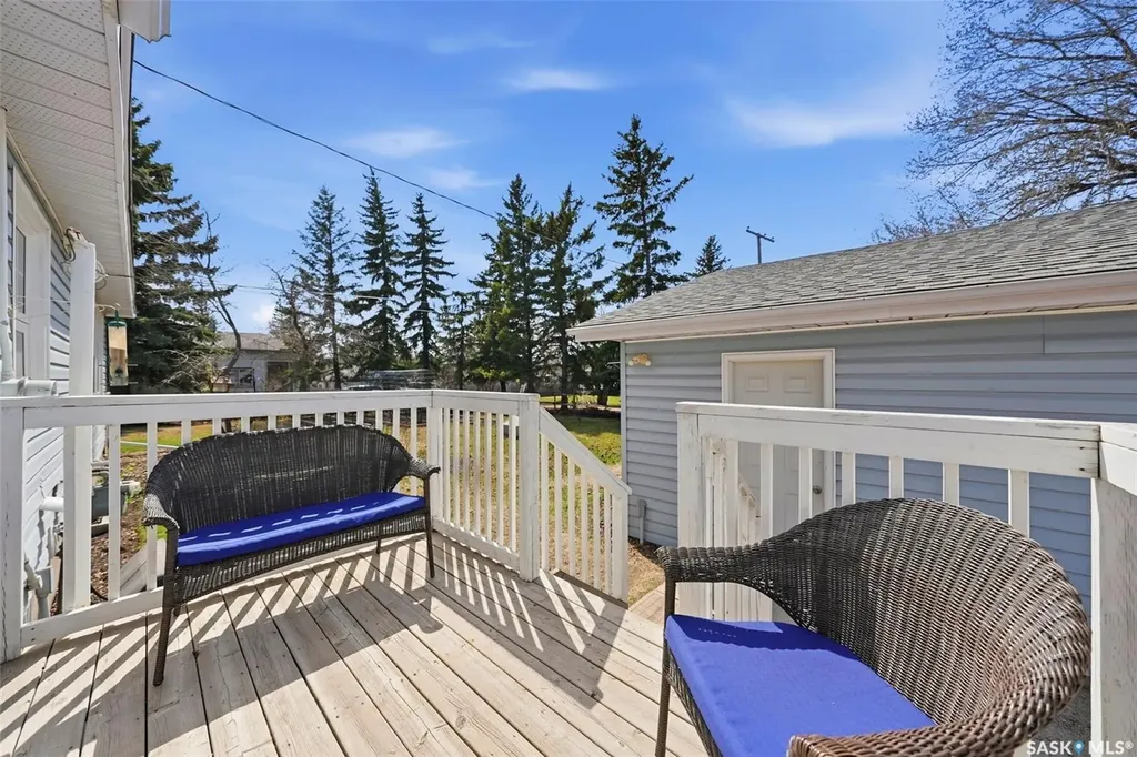 62 Antrim Street Lanigan SK S0K 2M0