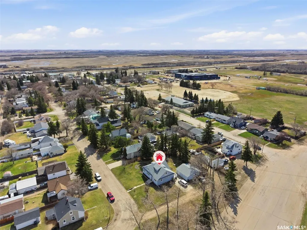62 Antrim Street Lanigan SK S0K 2M0