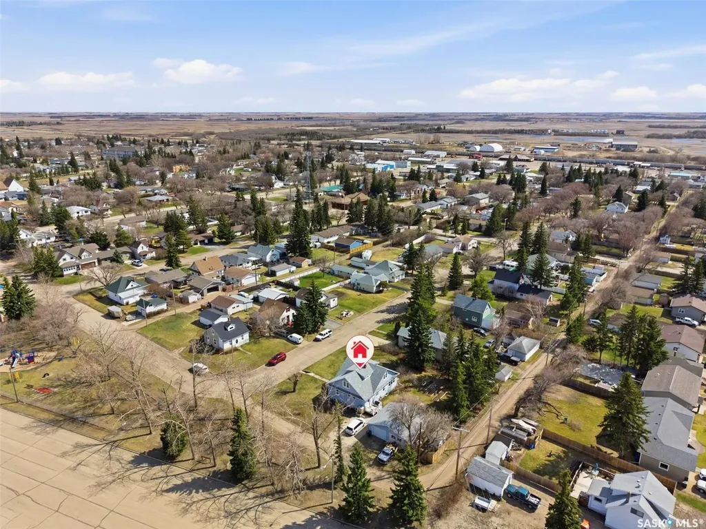 62 Antrim Street Lanigan SK S0K 2M0