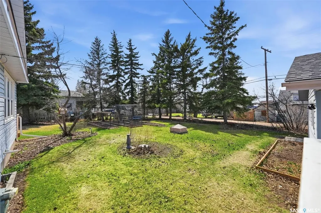 62 Antrim Street Lanigan SK S0K 2M0
