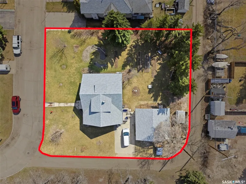 62 Antrim Street Lanigan SK S0K 2M0