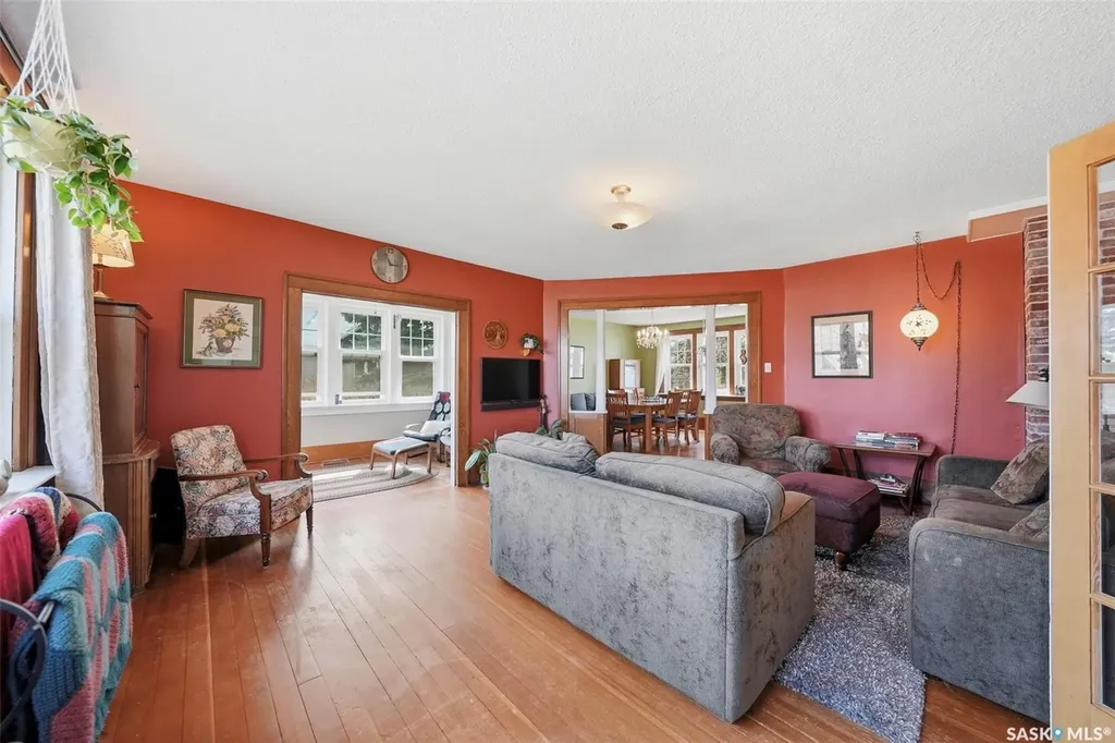 62 Antrim Street Lanigan SK S0K 2M0