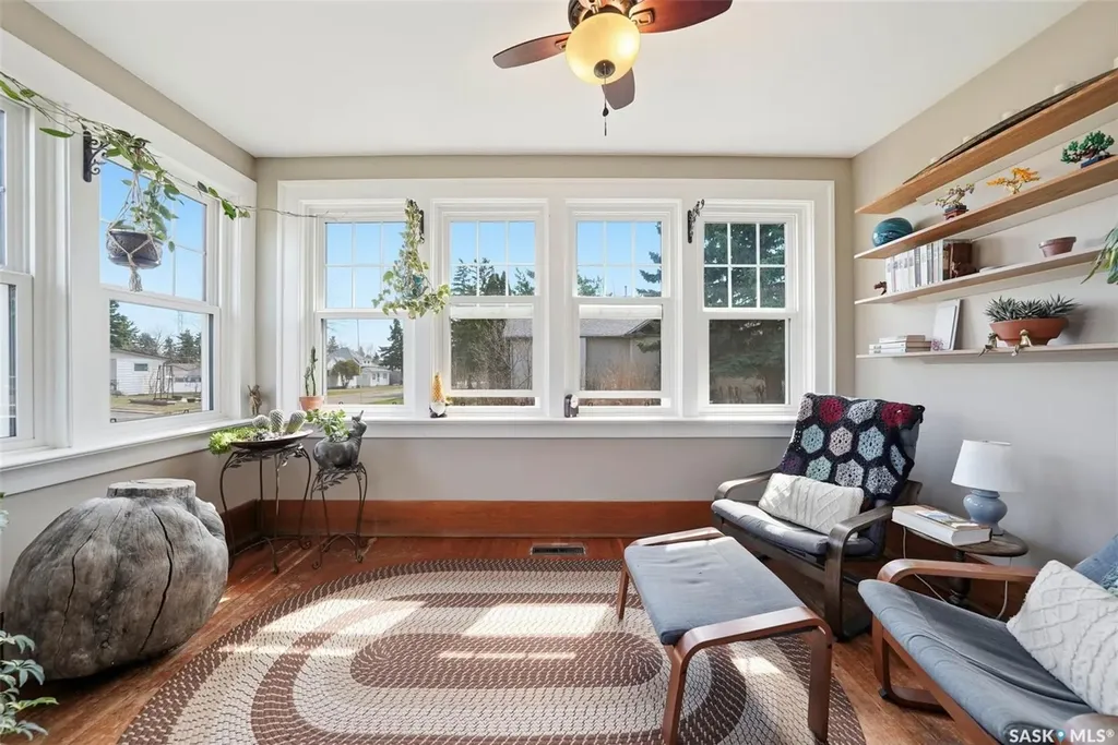 62 Antrim Street Lanigan SK S0K 2M0