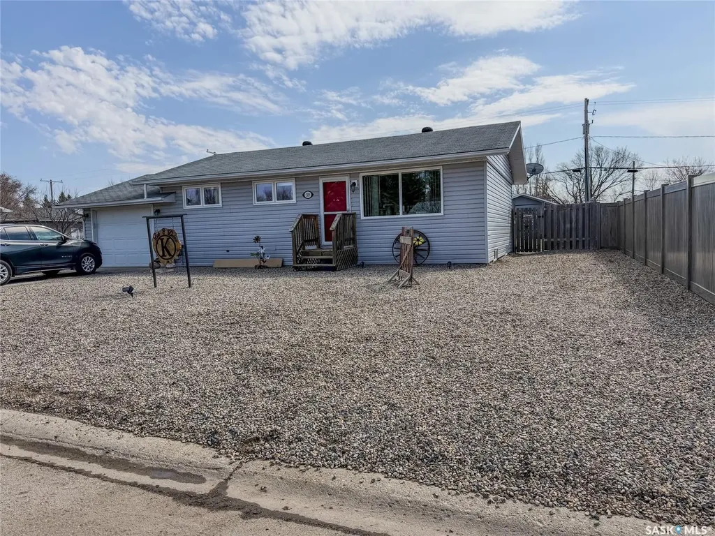 319 March Avenue E Langenburg SK S0A 2A0