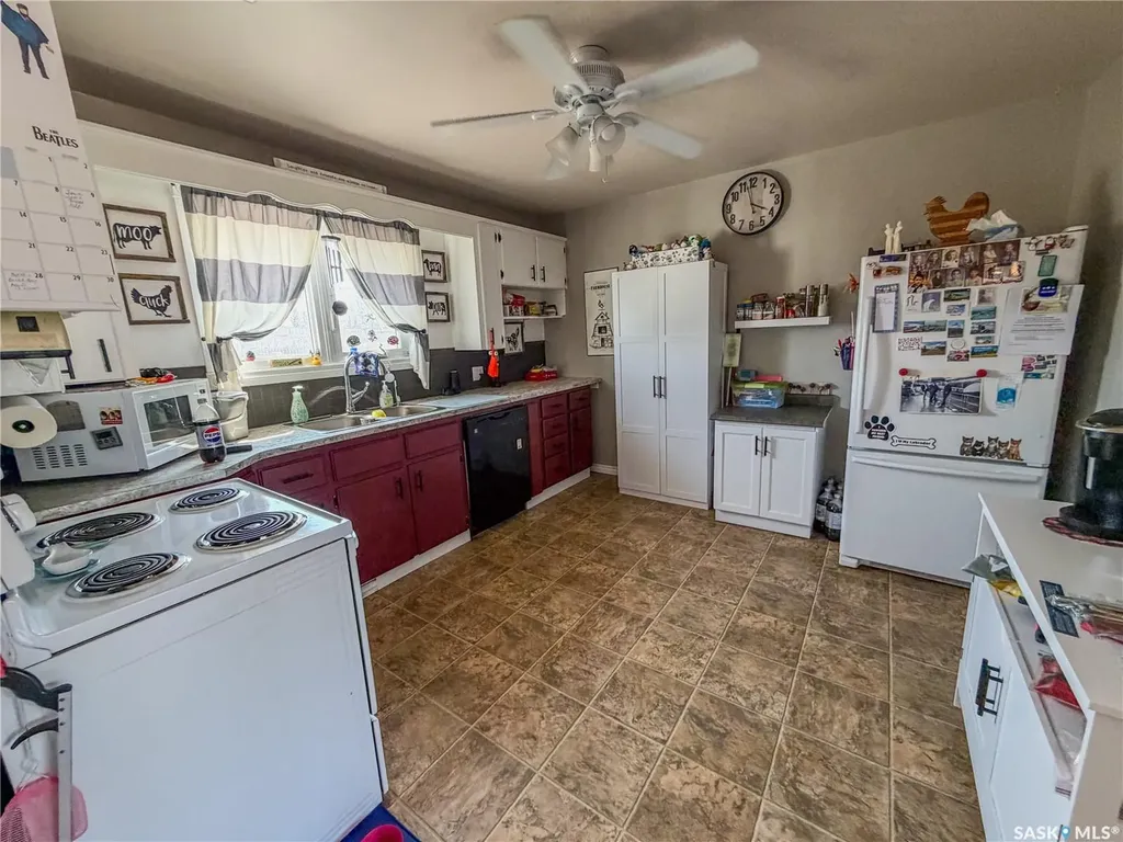 319 March Avenue E Langenburg SK S0A 2A0