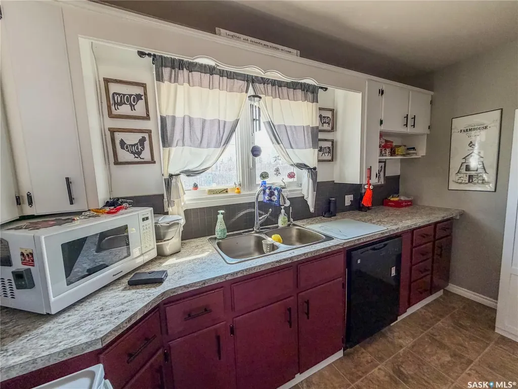 319 March Avenue E Langenburg SK S0A 2A0