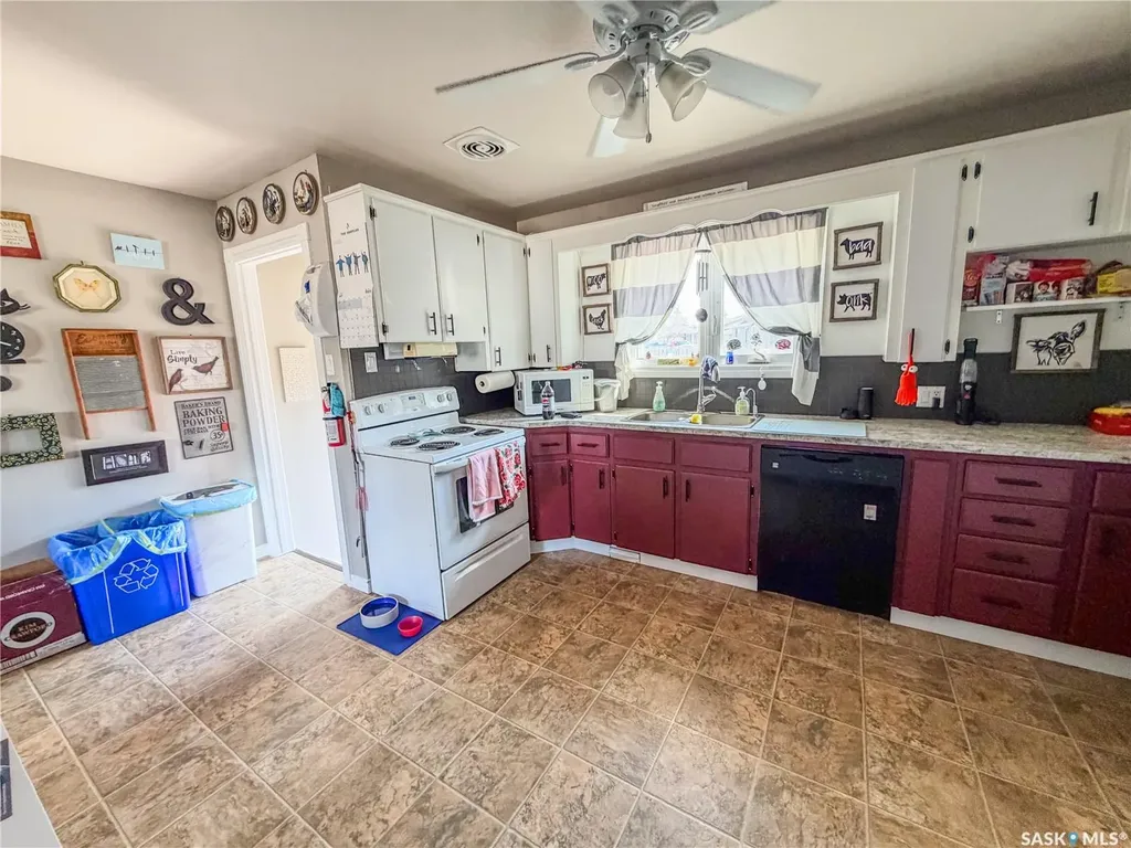 319 March Avenue E Langenburg SK S0A 2A0