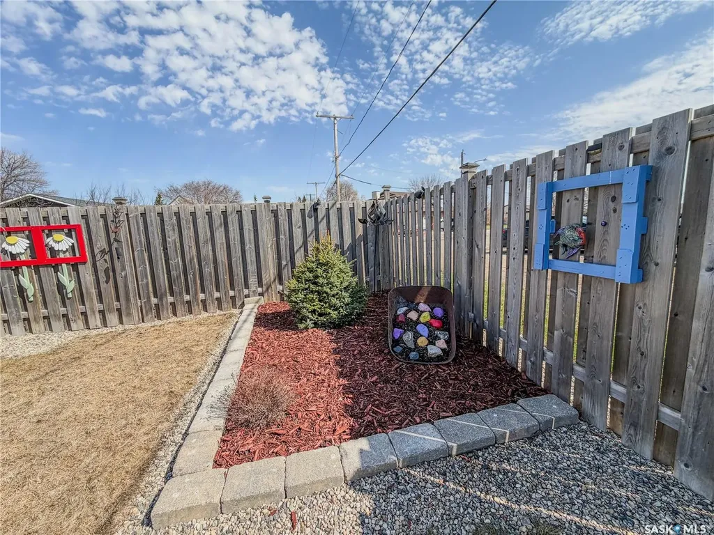 319 March Avenue E Langenburg SK S0A 2A0