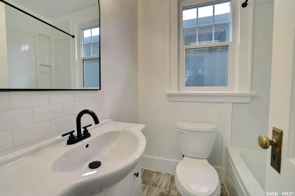 2300 Atkinson Street Regina SK S4N 3X3