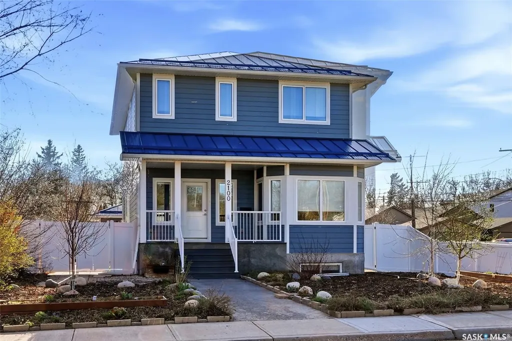2100 Queen Street Regina SK S4T 4C3