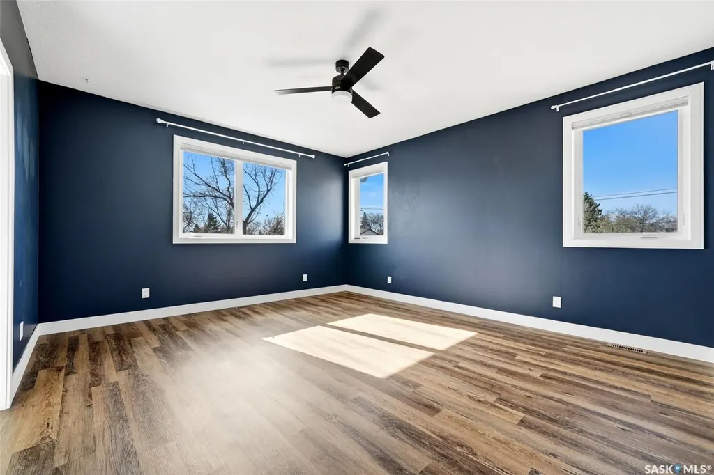 2100 Queen Street Regina SK S4T 4C3