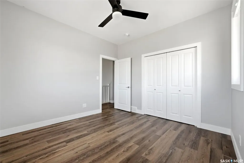 2100 Queen Street Regina SK S4T 4C3
