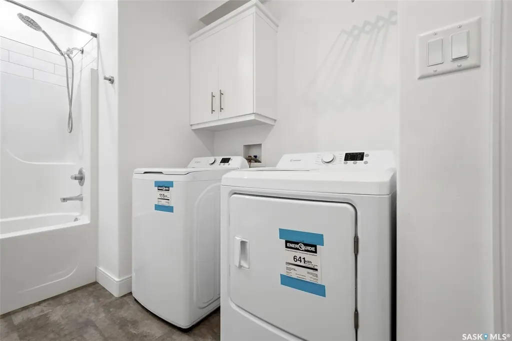 2100 Queen Street Regina SK S4T 4C3