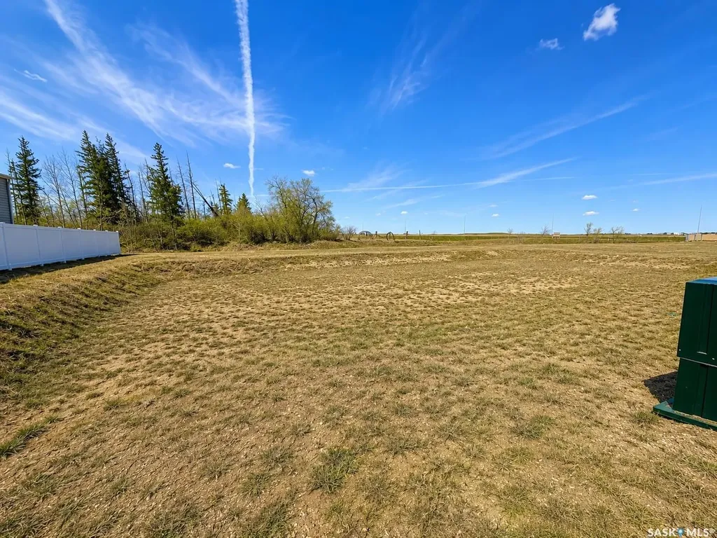 Tbd Chateau Crescent Pilot Butte SK S0G 3Z0