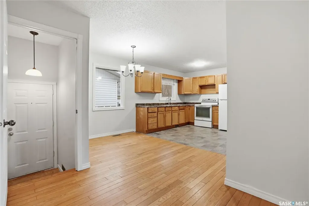 58 Nelles Street Regina SK S4X 1M4
