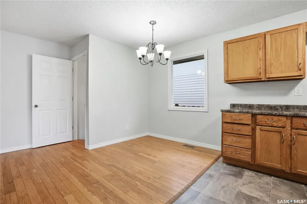 58 Nelles Street Regina SK S4X 1M4