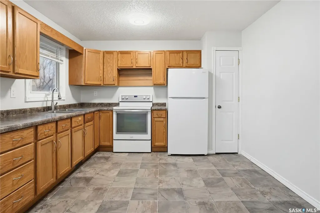 58 Nelles Street Regina SK S4X 1M4