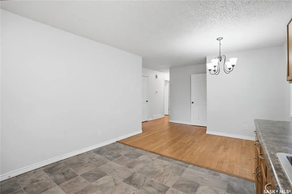 58 Nelles Street Regina SK S4X 1M4