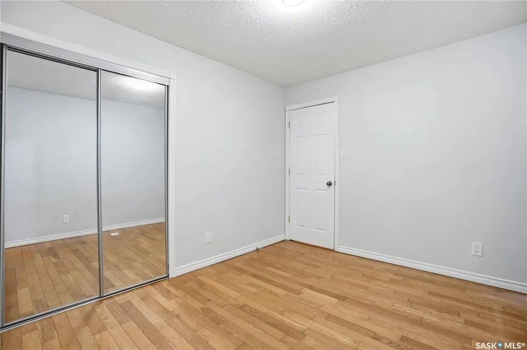 58 Nelles Street Regina SK S4X 1M4
