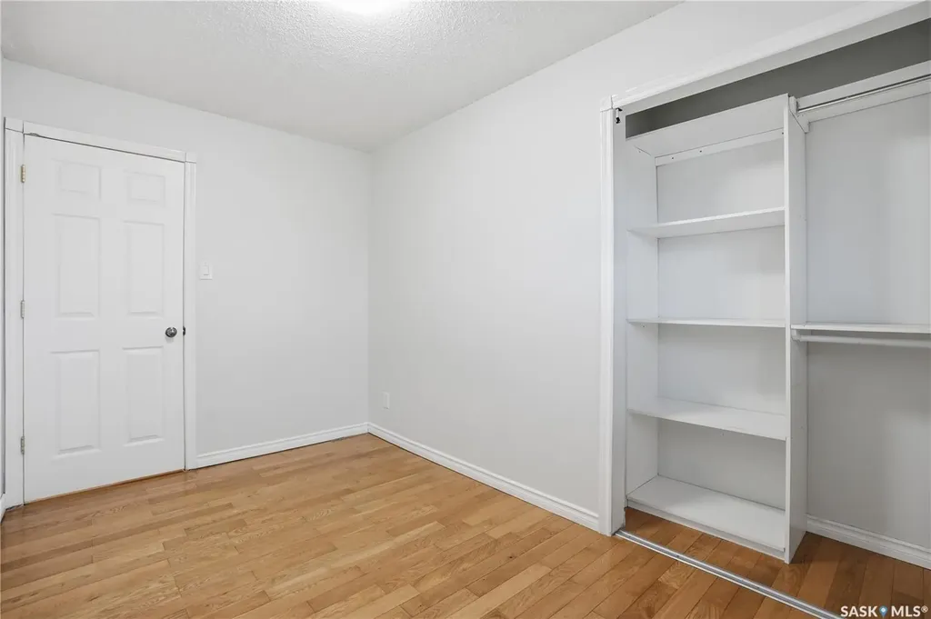 58 Nelles Street Regina SK S4X 1M4