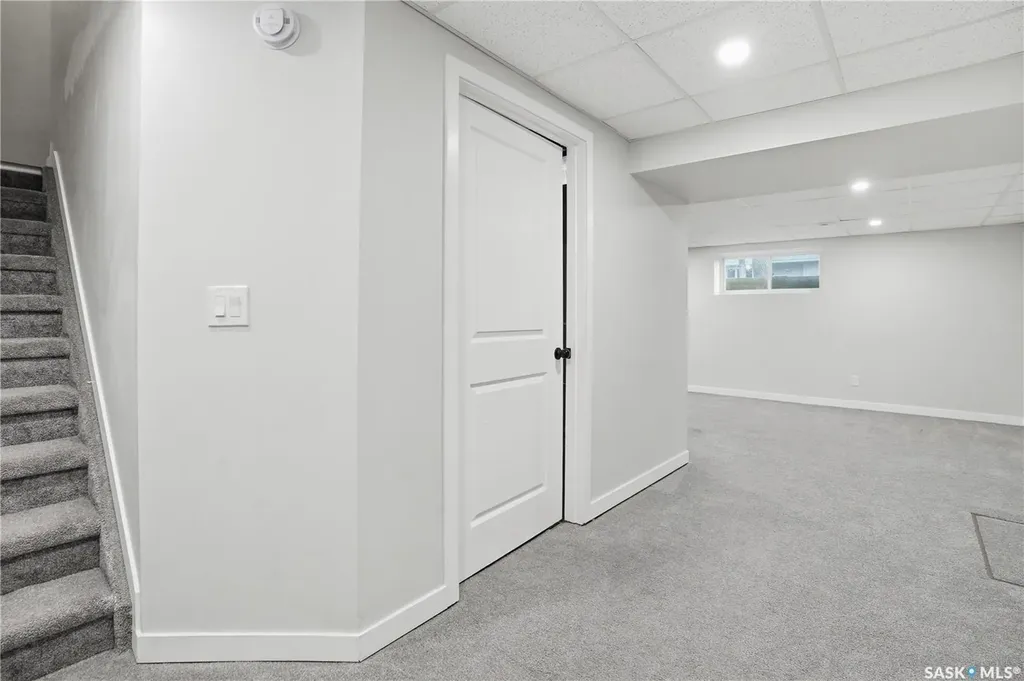 58 Nelles Street Regina SK S4X 1M4