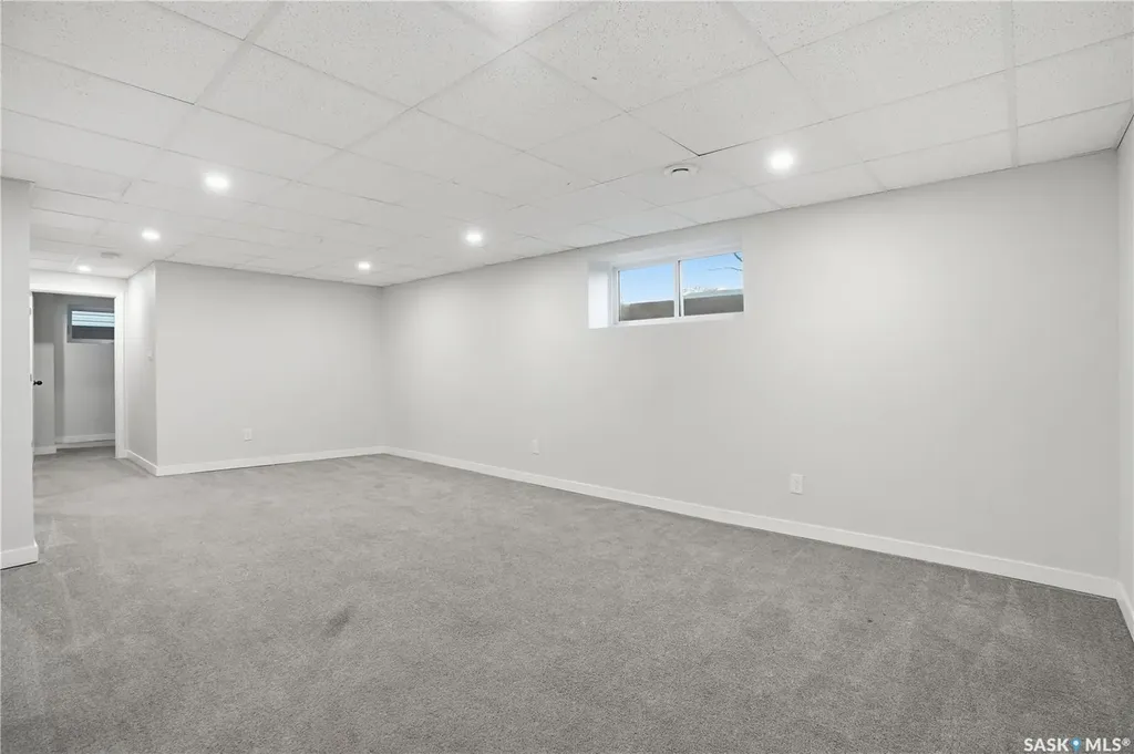 58 Nelles Street Regina SK S4X 1M4