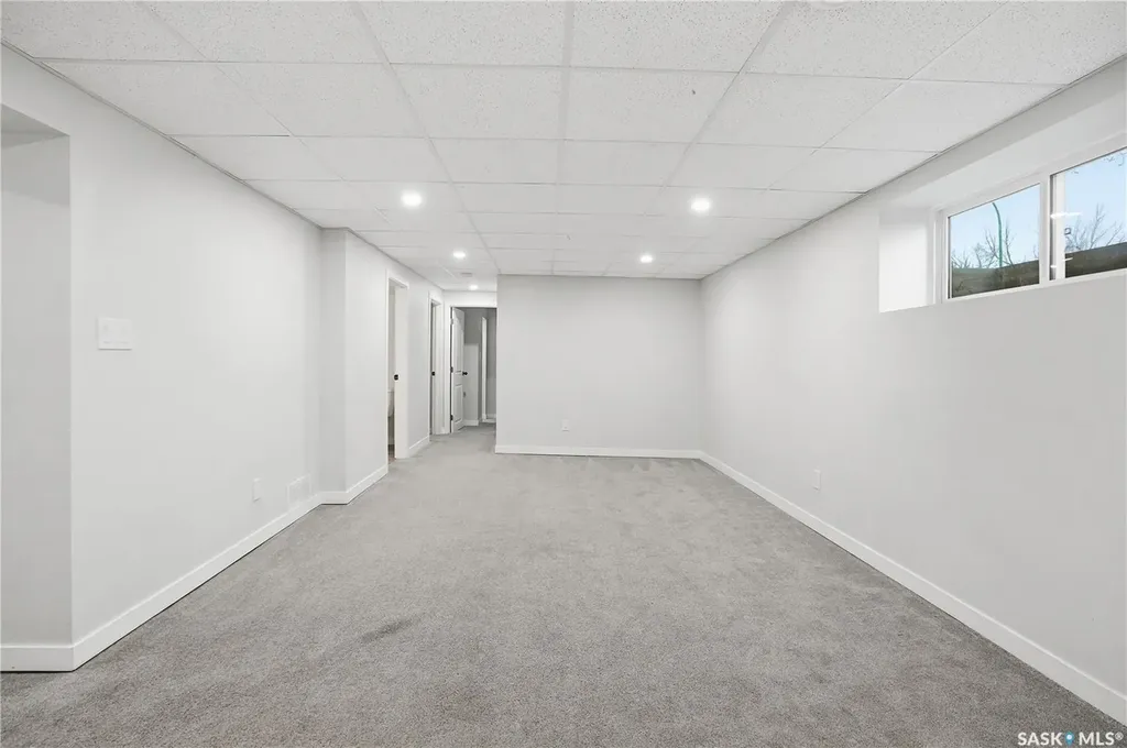 58 Nelles Street Regina SK S4X 1M4