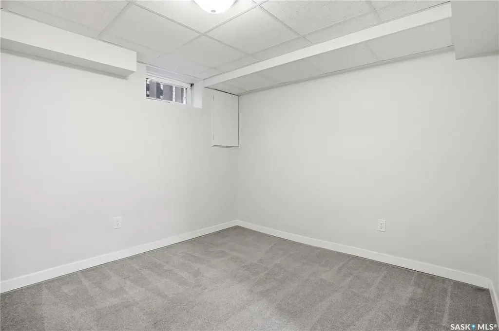 58 Nelles Street Regina SK S4X 1M4