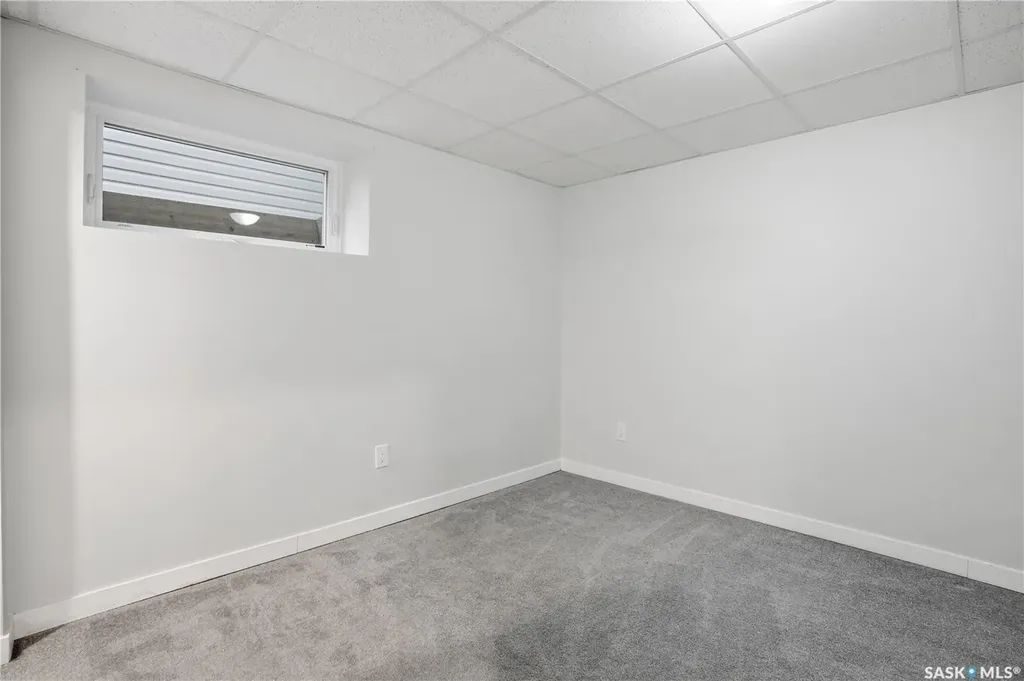 58 Nelles Street Regina SK S4X 1M4