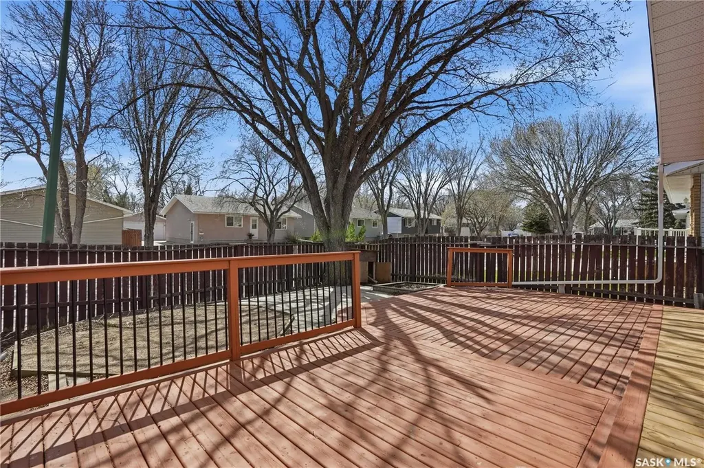 58 Nelles Street Regina SK S4X 1M4