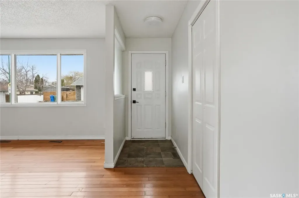 58 Nelles Street Regina SK S4X 1M4