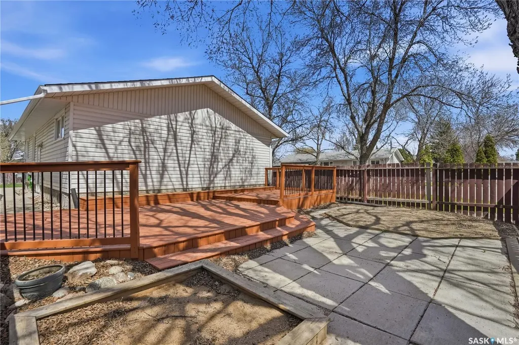 58 Nelles Street Regina SK S4X 1M4