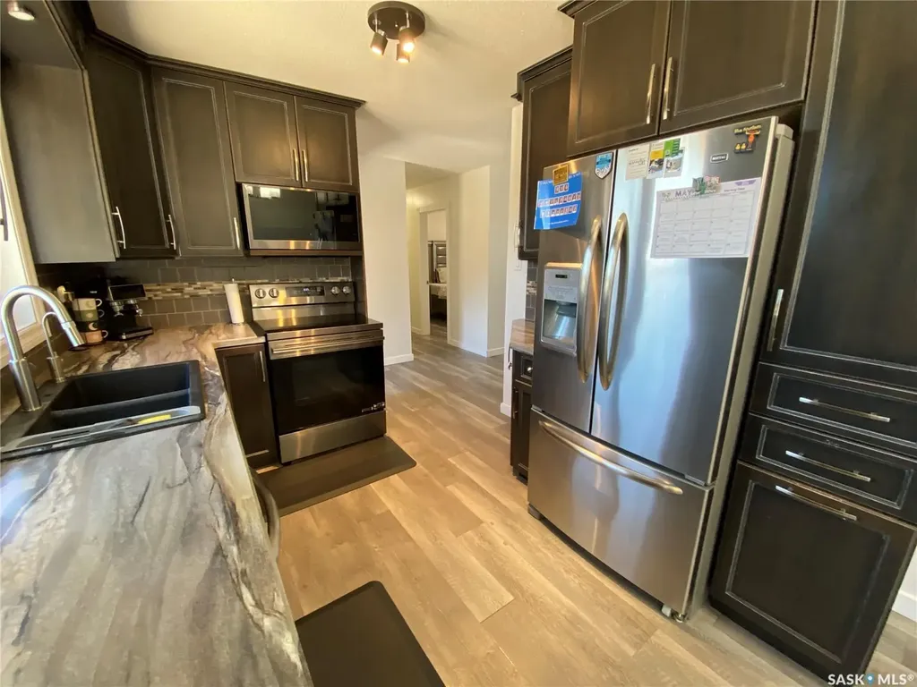 23 Crestwood Crescent Yorkton SK S3N 2P2