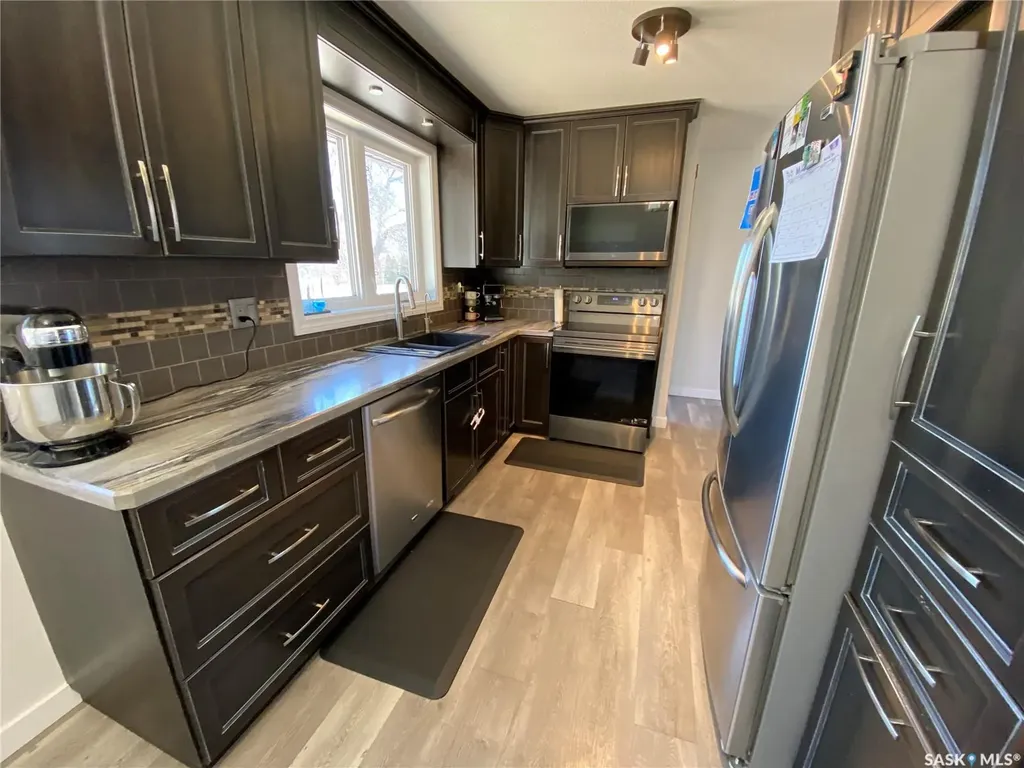 23 Crestwood Crescent Yorkton SK S3N 2P2