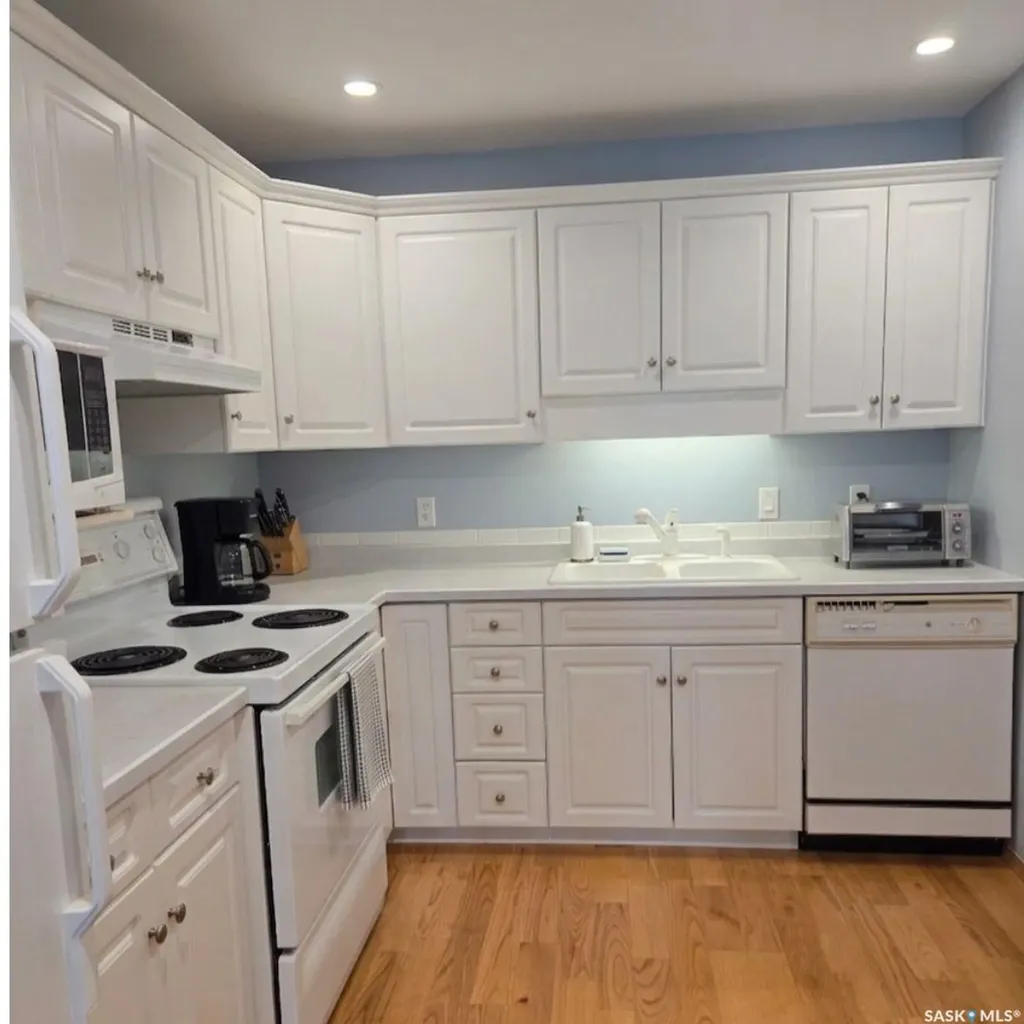 2244 Smith Street Regina SK S4P 2P4